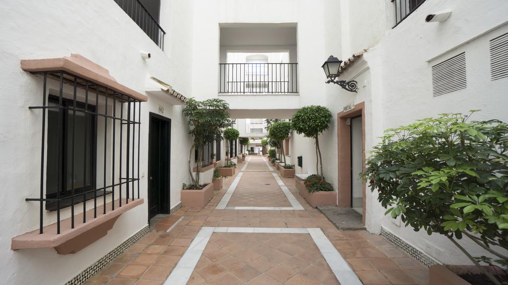 Ferienwohnung Club Jardines Del Puerto Marbella Exterior foto