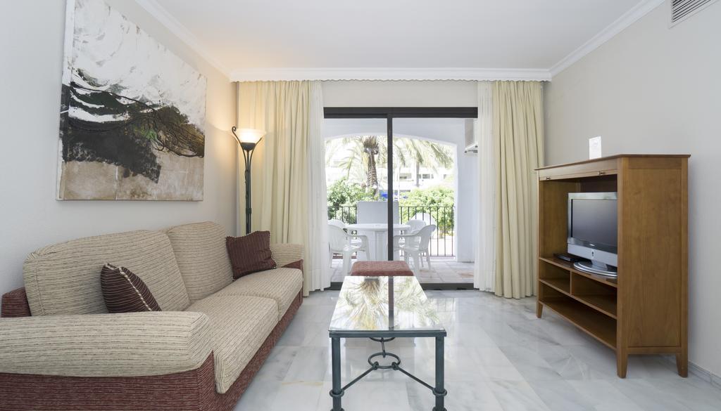 Ferienwohnung Club Jardines Del Puerto Marbella Exterior foto