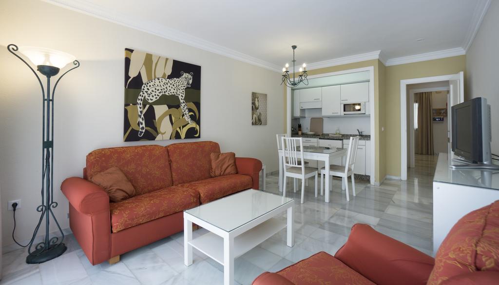 Ferienwohnung Club Jardines Del Puerto Marbella Exterior foto
