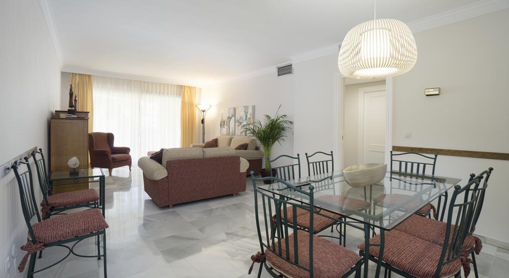 Ferienwohnung Club Jardines Del Puerto Marbella Exterior foto