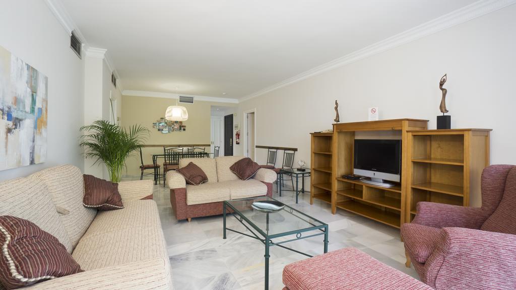Ferienwohnung Club Jardines Del Puerto Marbella Exterior foto