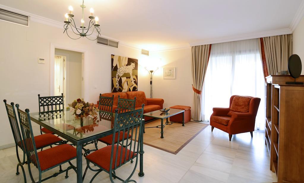 Ferienwohnung Club Jardines Del Puerto Marbella Exterior foto